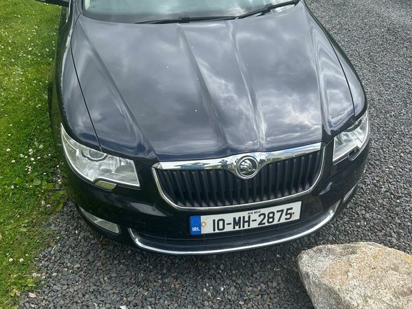 Skoda Superb Saloon, Diesel, 2010, Black
