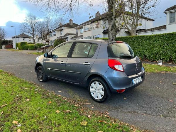 Renault Clio Hatchback, Ethanol Petrol, 2010, Blue
