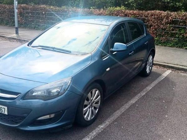 Vauxhall Astra Hatchback, Diesel, 2014, Blue