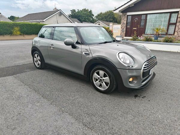 Mini One Hatchback, Diesel, 2015, Grey