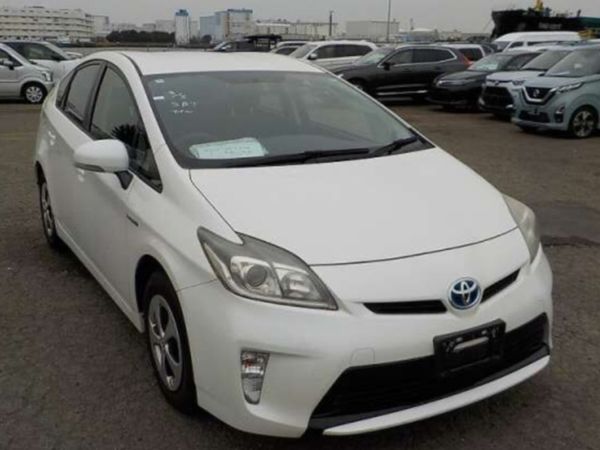 Toyota Prius Hatchback, Petrol, 2013, White