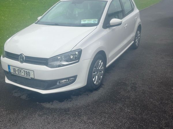 Volkswagen Polo Hatchback, Petrol, 2010, White