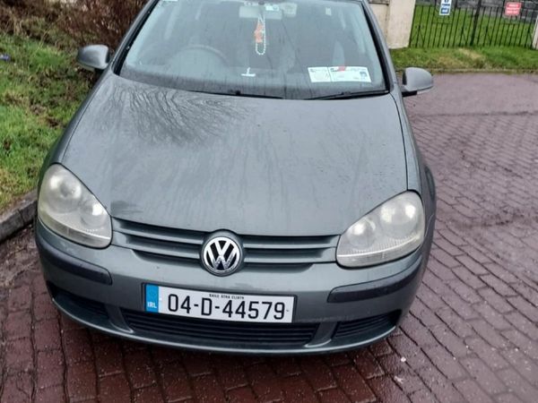Volkswagen Golf Hatchback, Petrol, 2004, Green