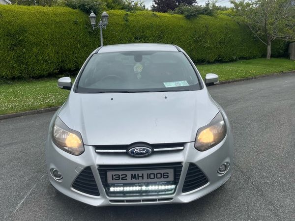Ford Focus Hatchback, Diesel, 2013, Silver