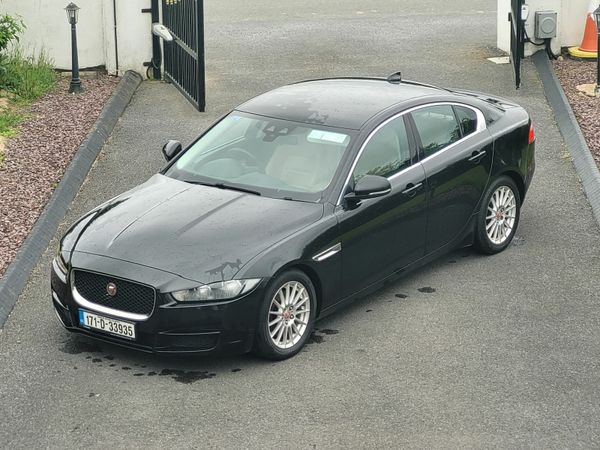 Jaguar XE Saloon, Diesel, 2017, Black