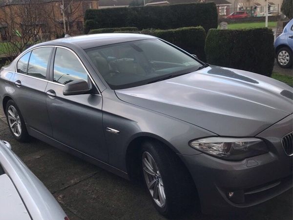 BMW 5-Series Saloon, Diesel, 2010, Grey