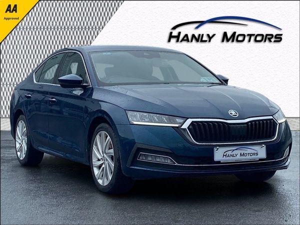 Skoda Octavia Hatchback, Diesel, 2021, Blue