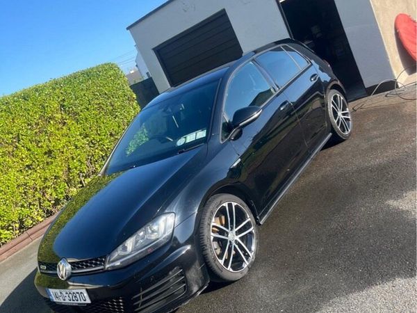 Volkswagen Golf Hatchback, Diesel, 2014, Black