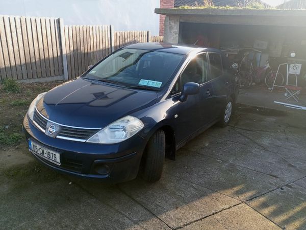 Nissan Tiida Saloon, Petrol, 2008, Blue