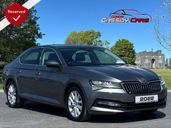 Skoda Superb Hatchback, Diesel, 2022, Grey