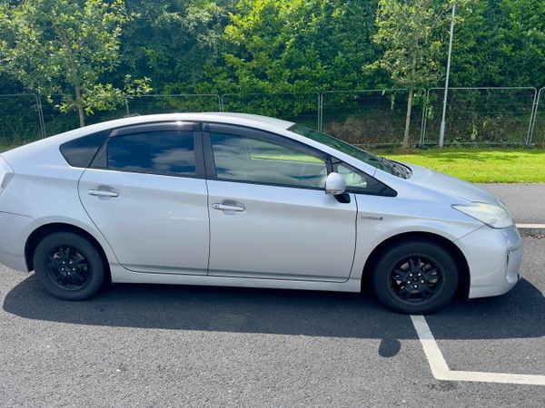 Toyota Prius Hatchback, Petrol Hybrid, 2012, Silver