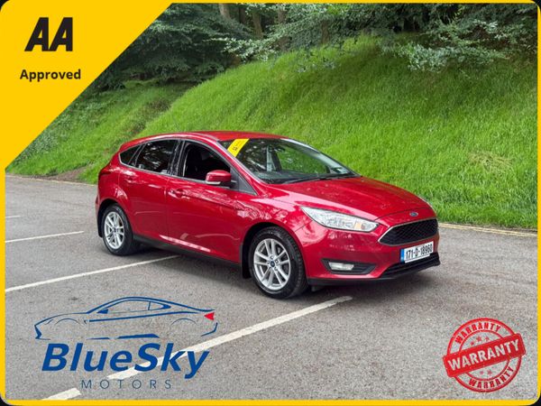 Ford Focus Hatchback, Petrol, 2017, Red