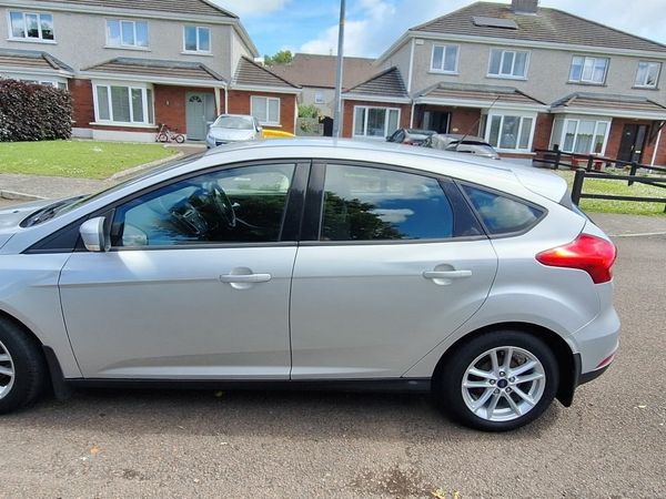 Ford Focus Hatchback, Diesel, 2016, Silver