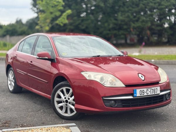 Renault Laguna Hatchback, Diesel, 2009, Red