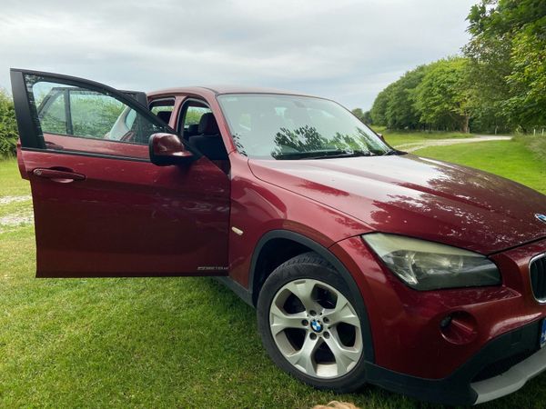BMW X1 Hatchback, Diesel, 2010, Red