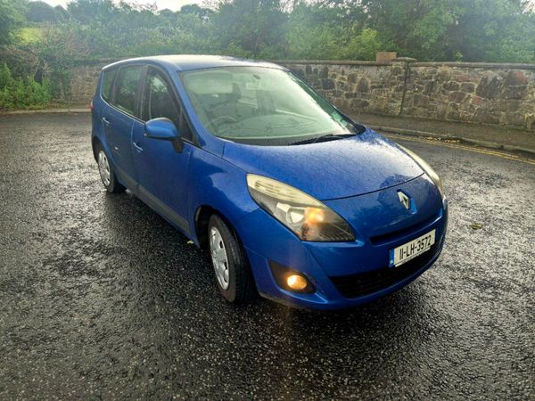 Renault Grand Scenic MPV, Diesel, 2011, Blue