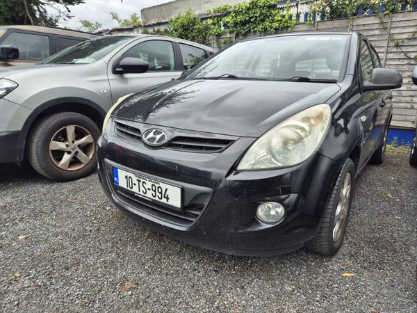 Hyundai i20 Hatchback, Petrol, 2010, Black
