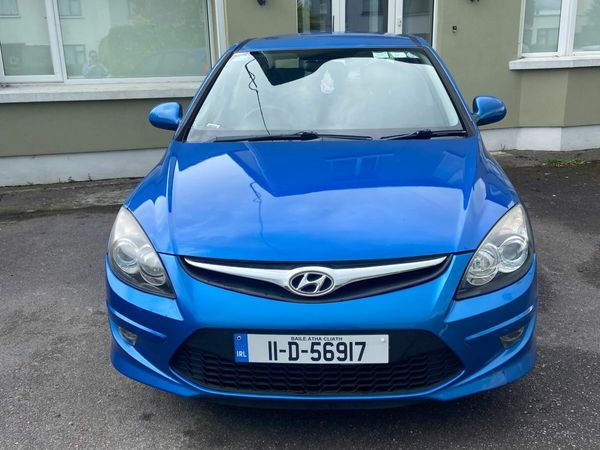 Hyundai i30 Hatchback, Petrol, 2011, Blue
