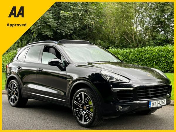 Porsche Cayenne SUV, Petrol Plug-in Hybrid, 2016, Black