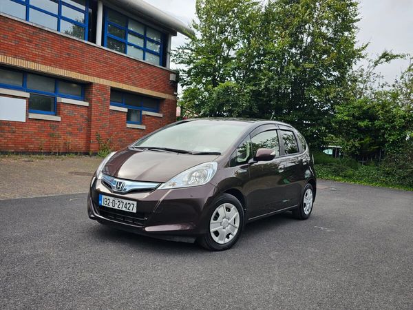 Honda Fit Hatchback, Petrol Hybrid, 2013, Brown