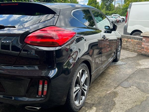 Kia Ceed Hatchback, Diesel, 2016, Black