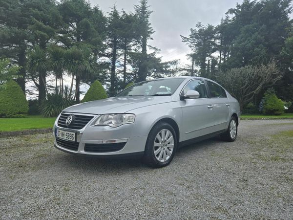 Volkswagen Passat Saloon, Petrol, 2007, Silver