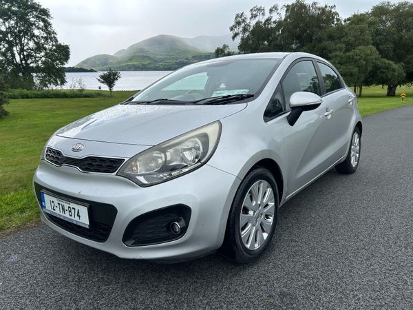 Kia Rio Hatchback, Petrol, 2012, Silver