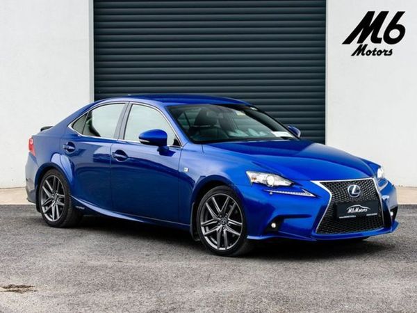 Lexus IS Saloon, Hybrid, 2016, Blue