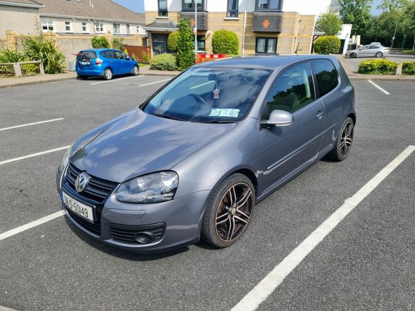 Volkswagen Golf Hatchback, Petrol, 2008, Grey