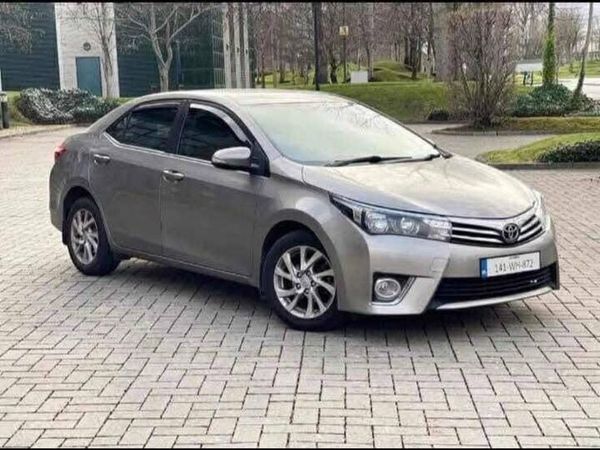 Toyota Corolla Saloon, Diesel, 2014, Bronze