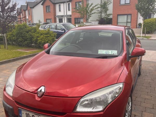 Renault Megane Hatchback, Diesel, 2010, Red