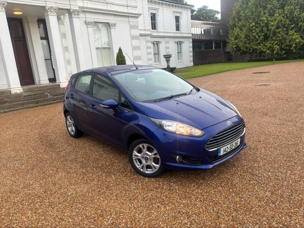 Ford Fiesta Hatchback, Petrol, 2014, Blue