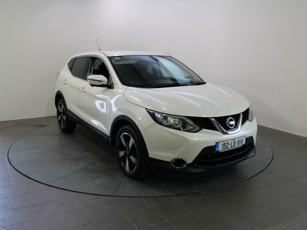 Nissan Qashqai Hatchback, Diesel, 2015, White