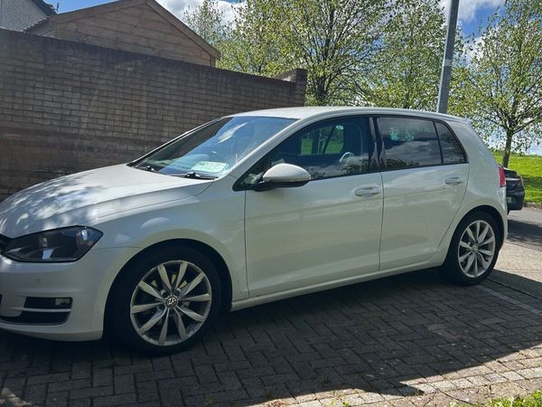 Volkswagen Golf Estate, Diesel, 2015, White