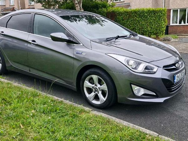 Hyundai i40 Saloon, Diesel, 2013, Silver