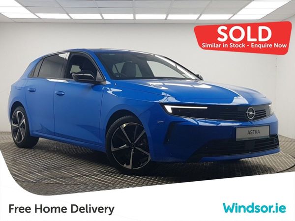 Opel Astra Hatchback, Petrol, 2025, Blue