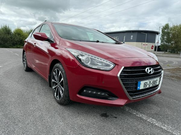 Hyundai i40 Saloon, Diesel, 2016, Red