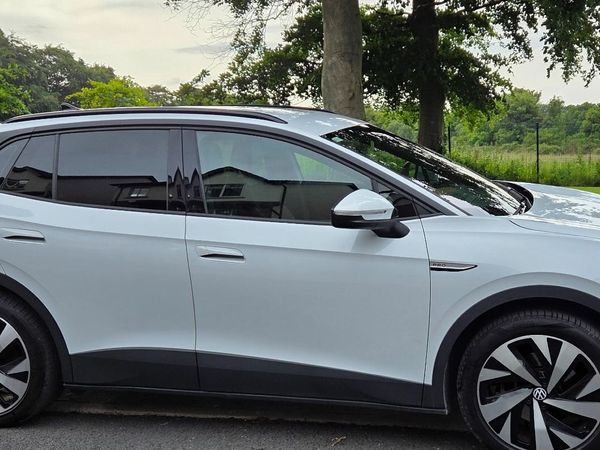 Volkswagen ID.4 Estate, Electric, 2022, White