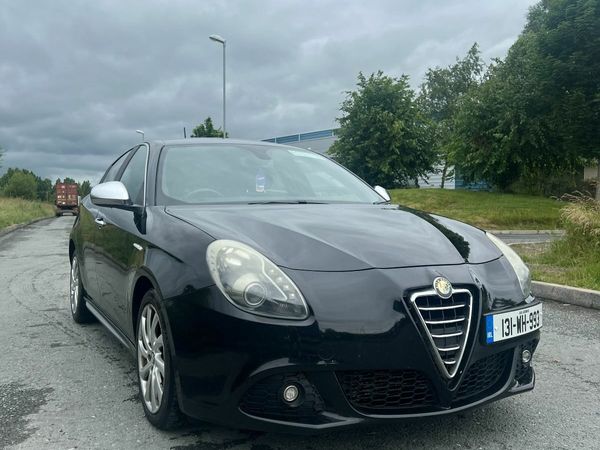 Alfa Romeo Giulietta Hatchback, Diesel, 2013, Black