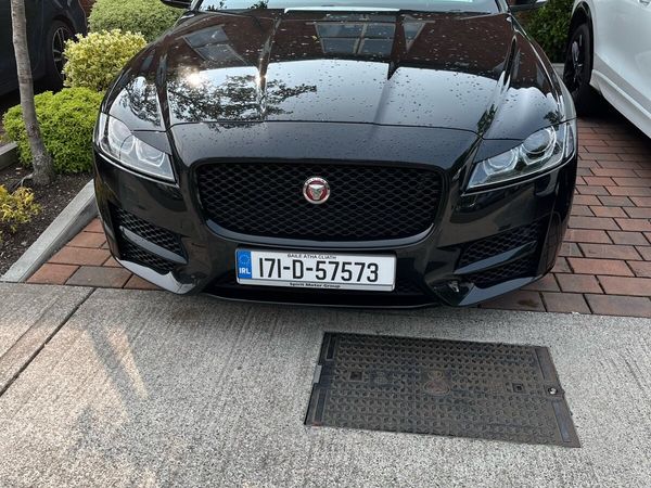 Jaguar XF Saloon, Diesel, 2017, Black