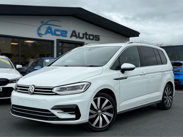 Volkswagen Touran MPV, Petrol, 2017, White