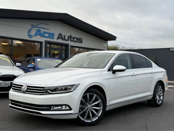 Volkswagen Passat Saloon, Diesel, 2019, White