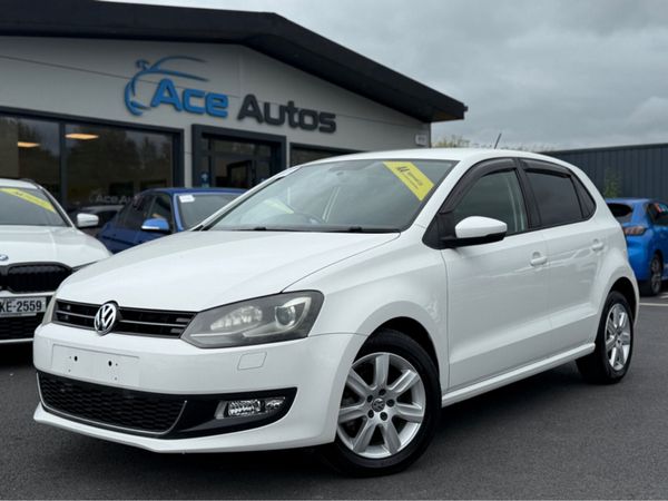 Volkswagen Polo Hatchback, Petrol, 2012, White
