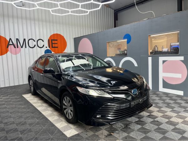 Toyota Camry Saloon, Petrol Hybrid, 2018, Black