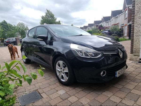 Renault Clio Hatchback, Petrol, 2014, Black