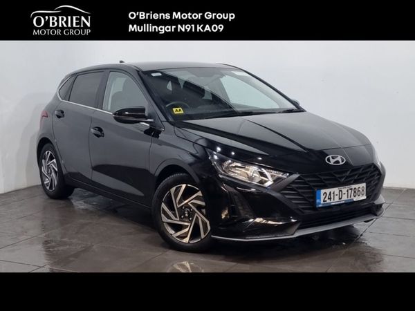 Hyundai i20 Hatchback, Petrol, 2024, Black