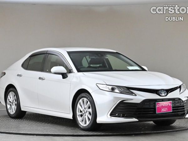 Toyota Camry Saloon, Petrol Hybrid, 2021, White