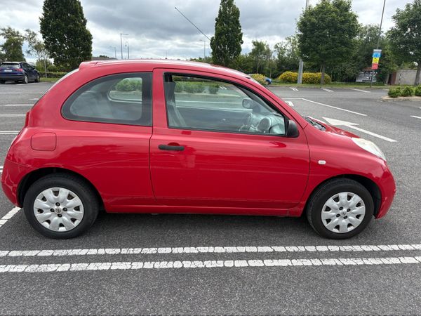 Nissan Micra Hatchback, Petrol, 2007, Red