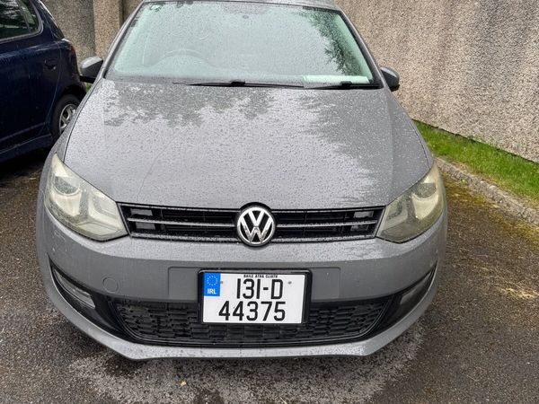Volkswagen Polo Hatchback, Petrol, 2013, Grey