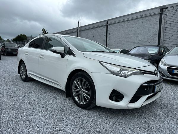 Toyota Avensis Saloon, Diesel, 2017, White